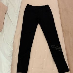 Victoria secret sport knockout leggings size small
